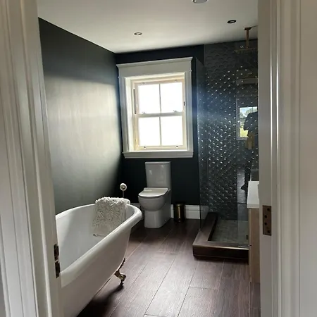 Jacks Meadow - A Stylish 5 Bedroom Meath Retreat Near Dublin Airport
