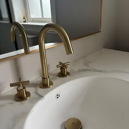 Jacks Meadow - A Stylish 5 Bedroom Meath Retreat Near Dublin Airport Tatil Evi *